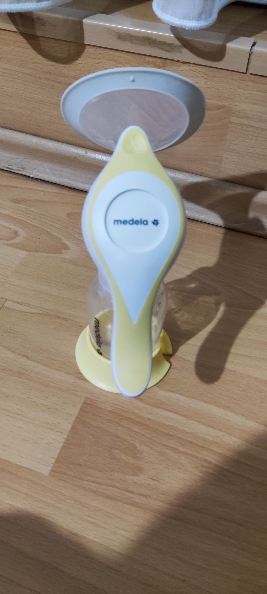 Medela Harmony Двуфазна ръчна помпа