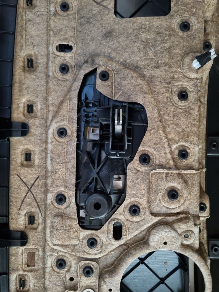 Кора за врата BMW F10