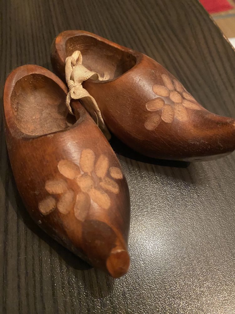 Дървен сувенир / обувки