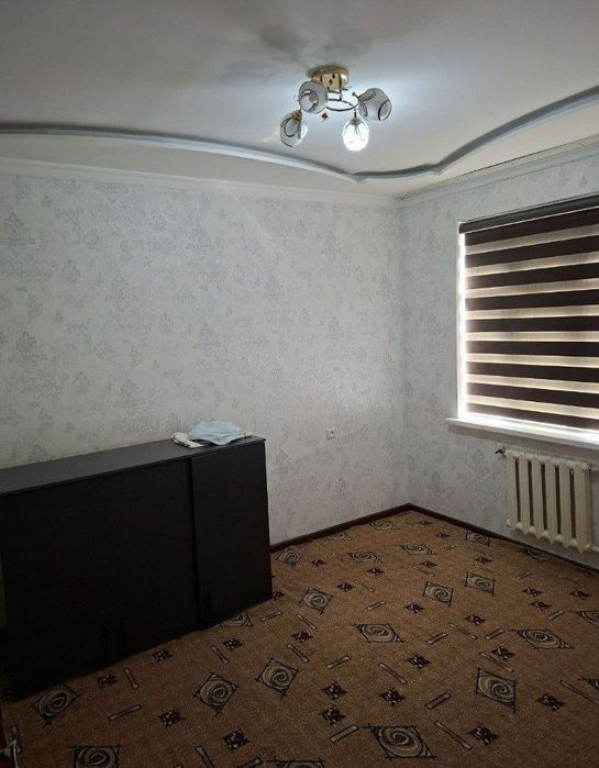 3 xonali kvartira sotiladi