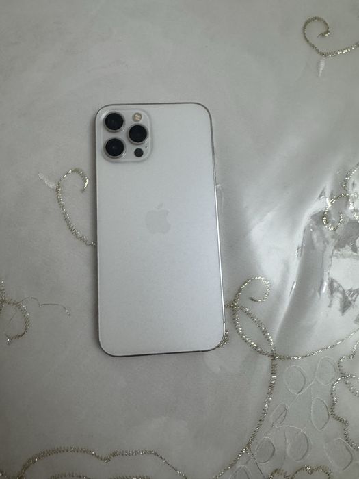 Iphone 12 probmax 256 white