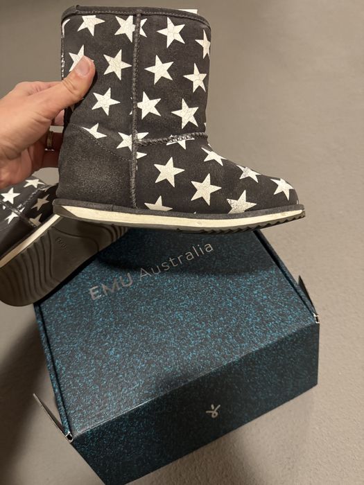 Туристически обивки Emu Australia