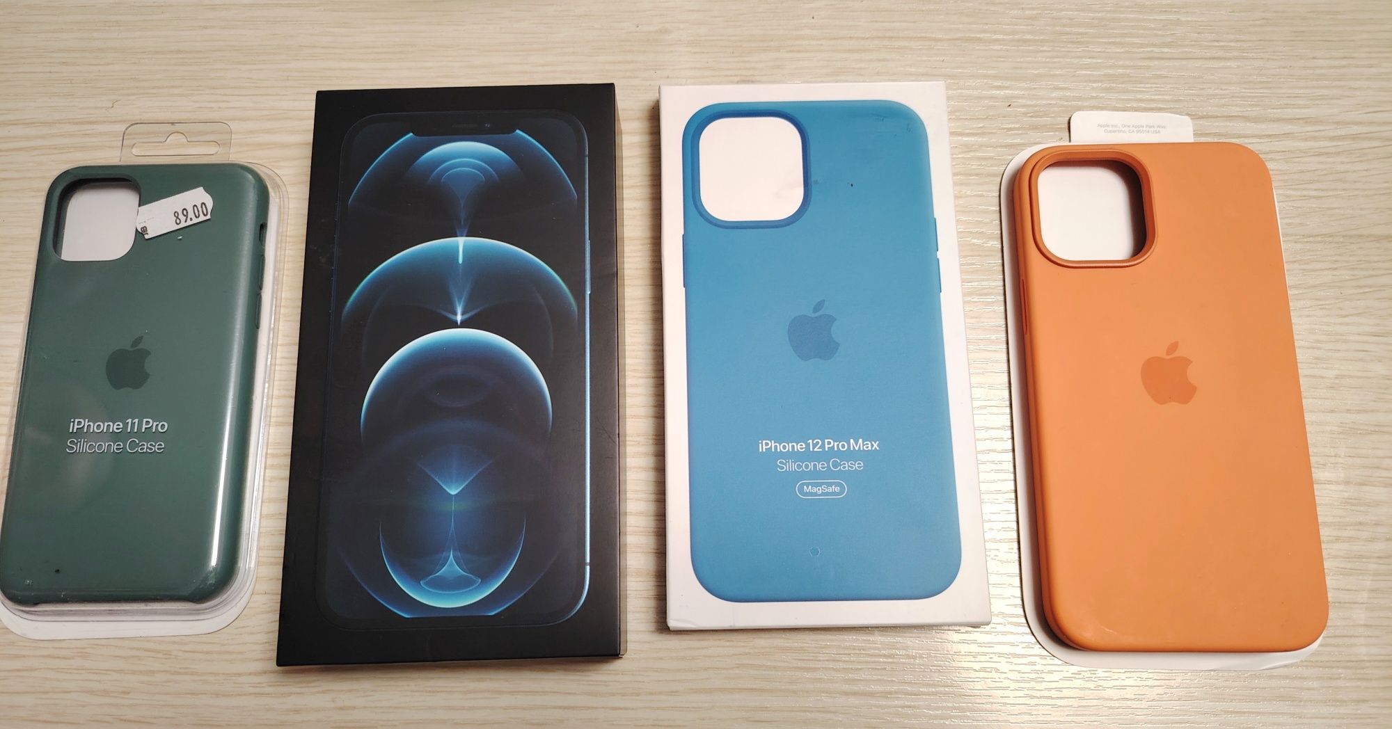 ОРИГИНАЛНИ Apple Кейсове/калъфи за iPhone 11 Pro и 12 Pro Max