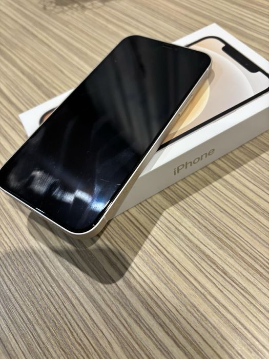 Aйфон 12 /64 GB ОТЛИЧЕН!