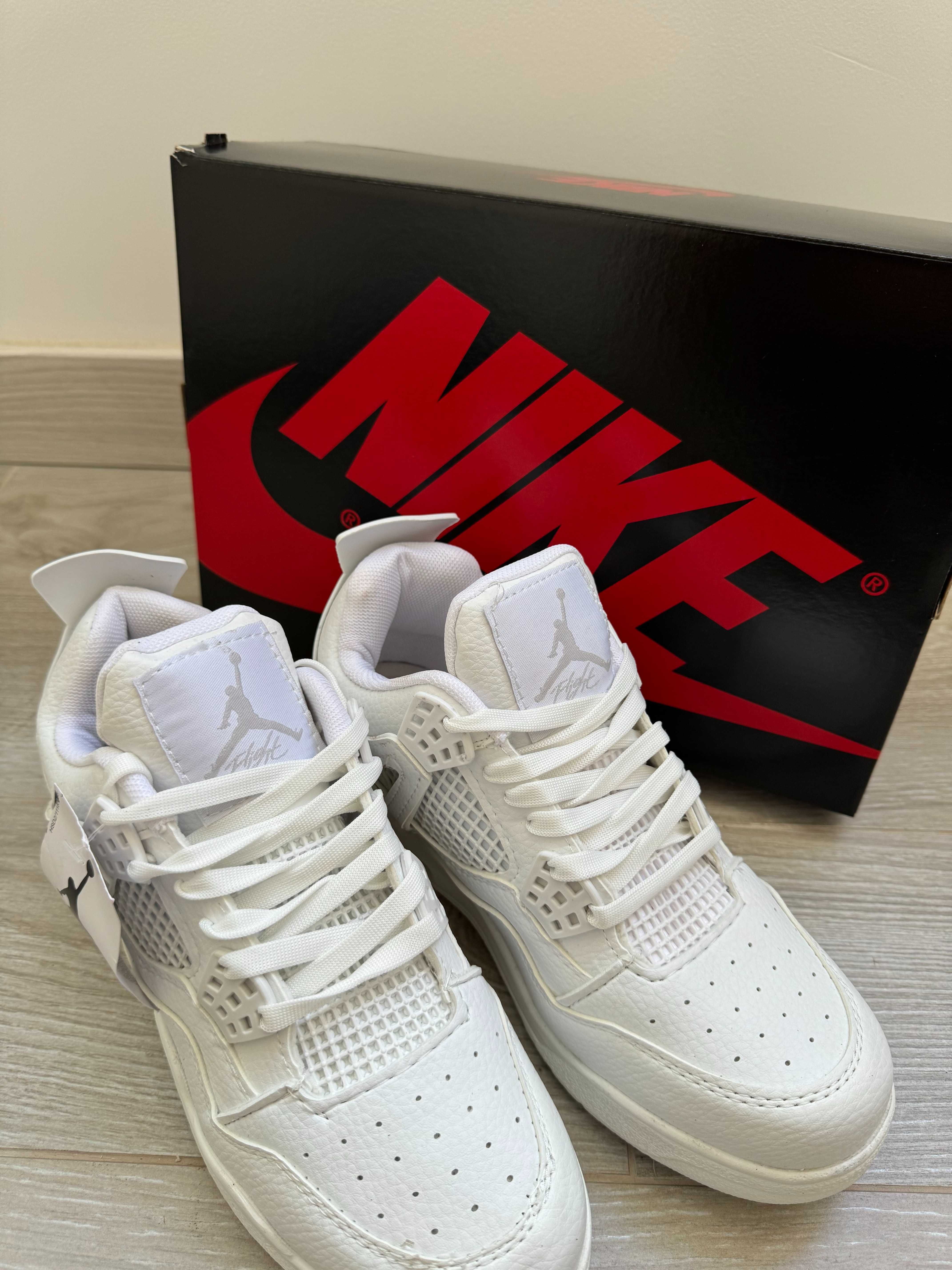 Adidasi AIR JORDAN 4Pure Money, Produs Nou NIKE Full Box Triple White