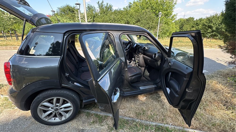 Vand Urgent Mini cooper countryman 2012