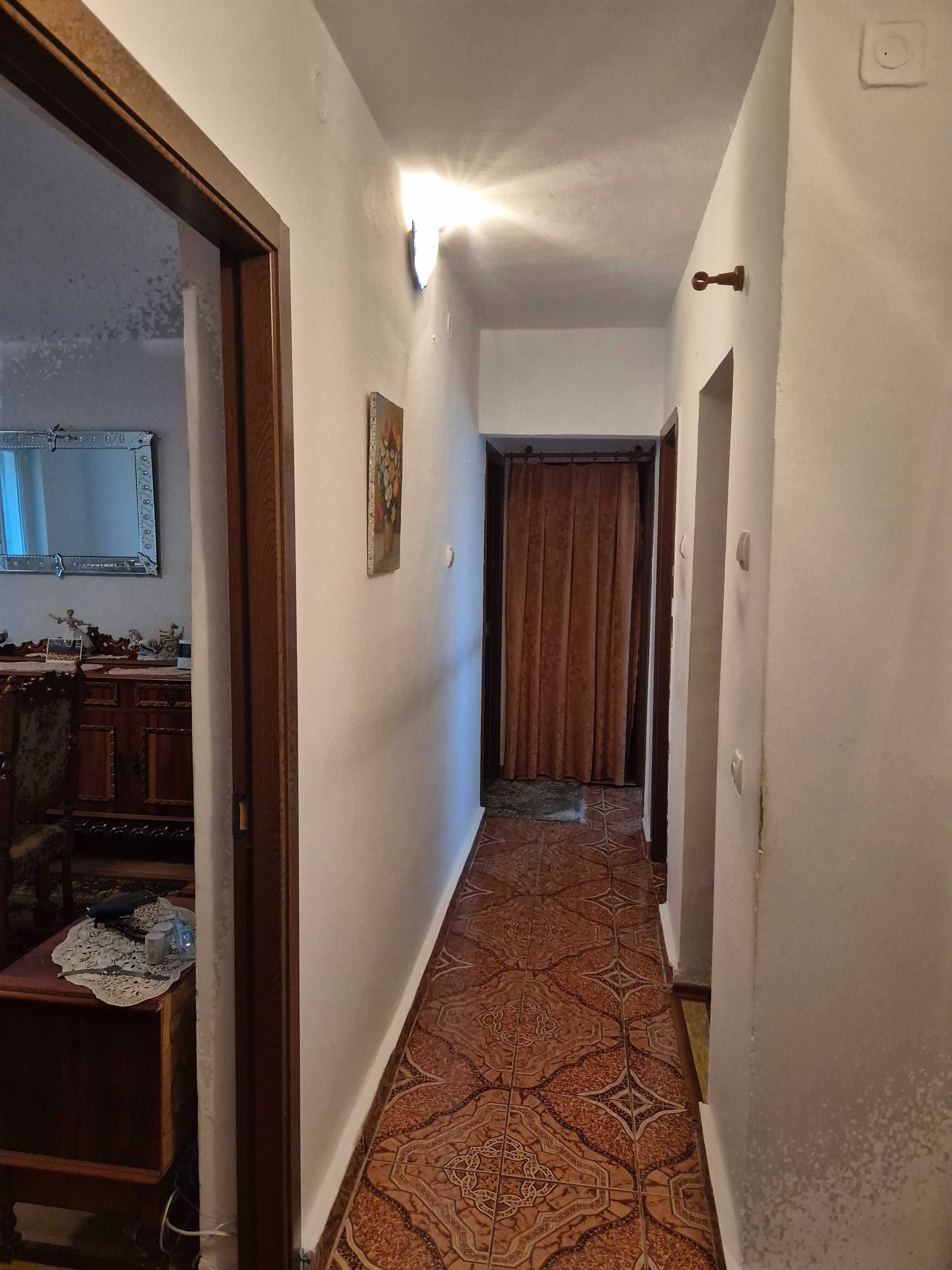 Apartament 4 camere Slatina