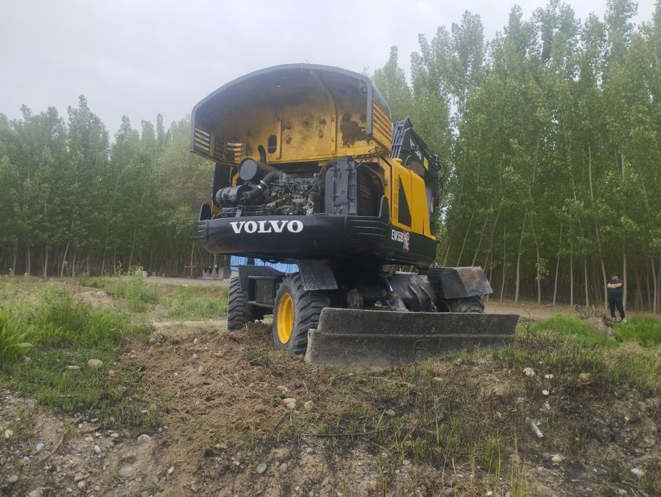VOLVO 55T. xolati alo