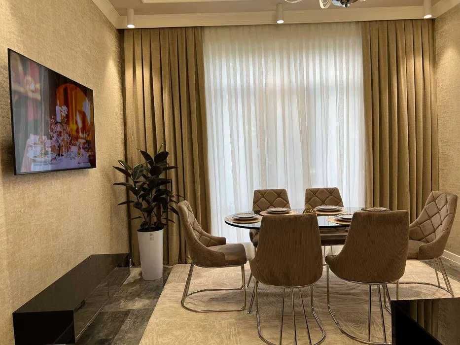 Улица Мукимий   квартира полностью меблирована, метро НОВЗА 500 метров