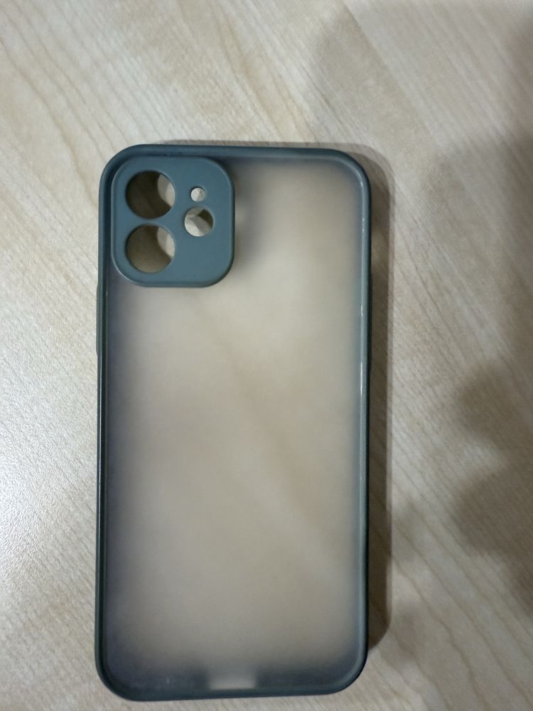 Кейсове за Iphone 12