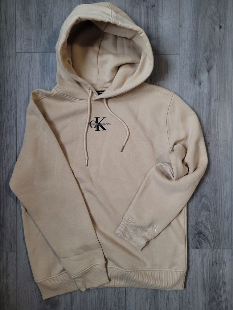 Hanorac calvin klein ,nou
