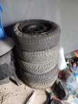 Продам зимние автошины 175/65R14 82Q