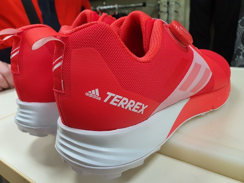 Adidas Terrex 45 1/3 , noi , cod U24