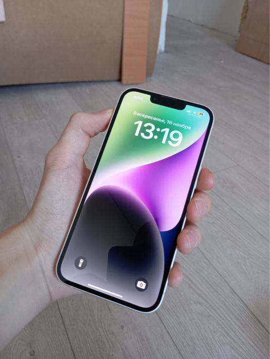 Продам iPhone 14 128Gb