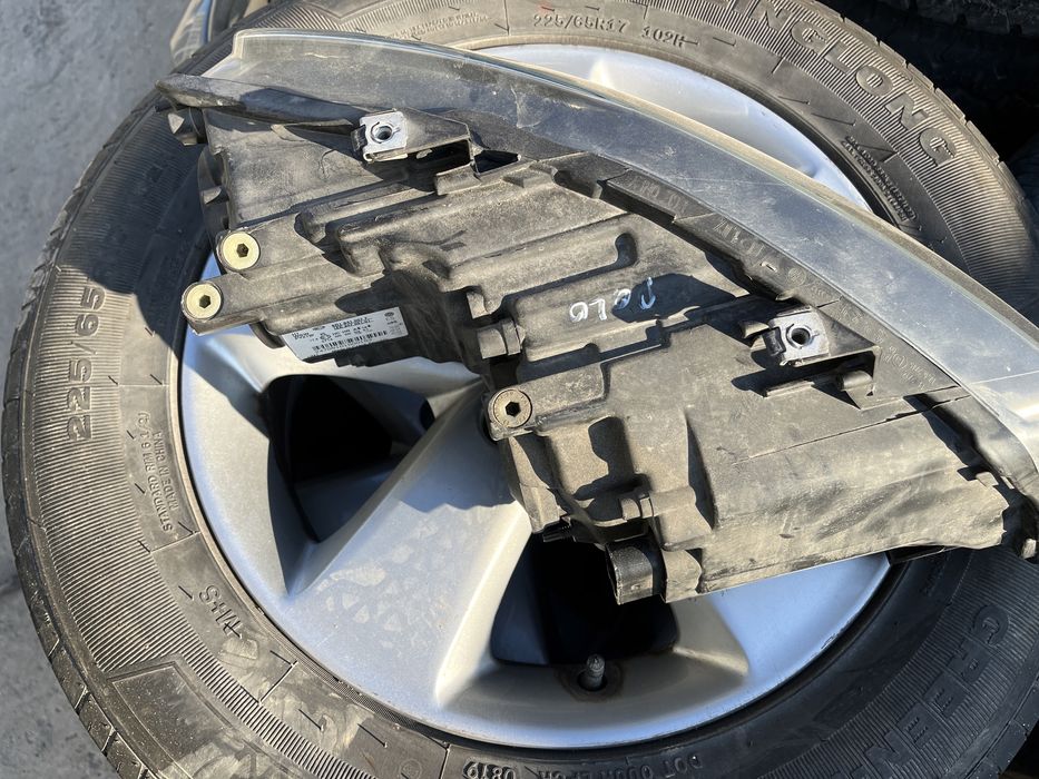 Фар VW Polo ляв