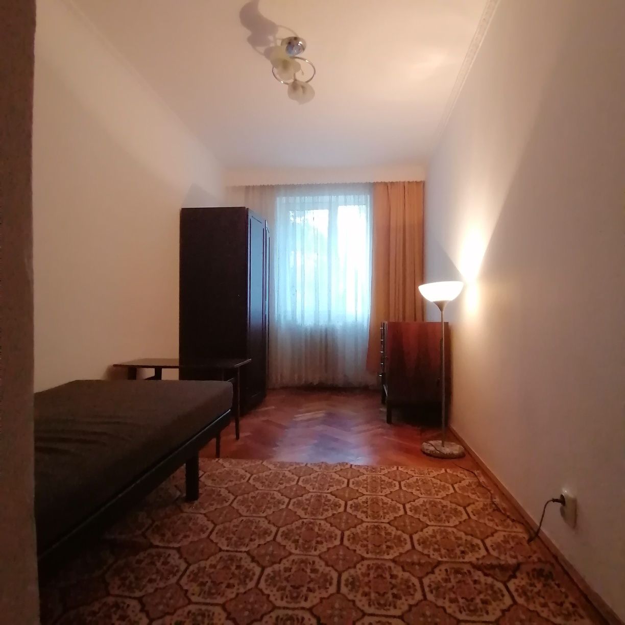 Închiriez apartament 2 camere George Enescu