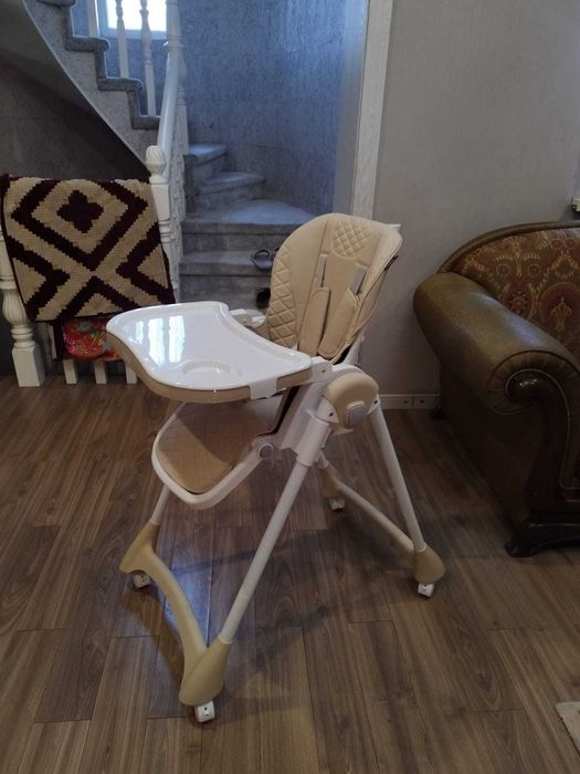 Стульчик для кормления Tomix Dandy