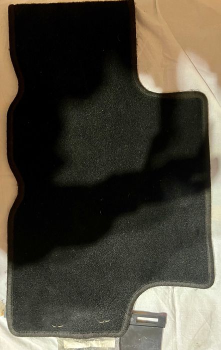 Covorase noi Logan MCV