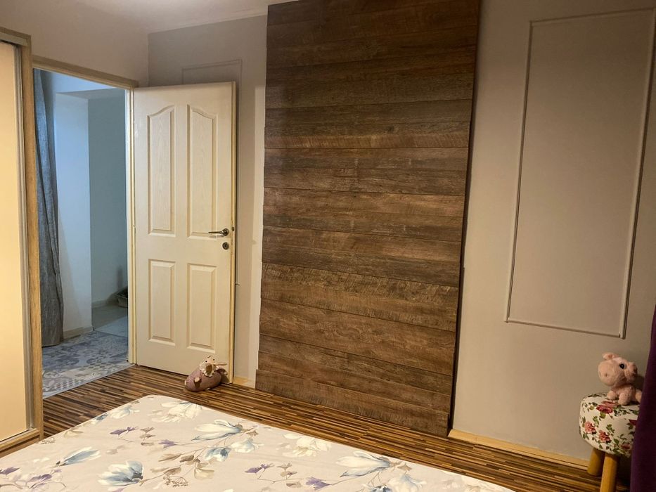 Închiriere apartament  2 camere semidecomandat Pitesti