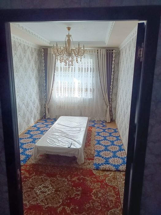 Срочно сотилади сергелида 3хонали уй