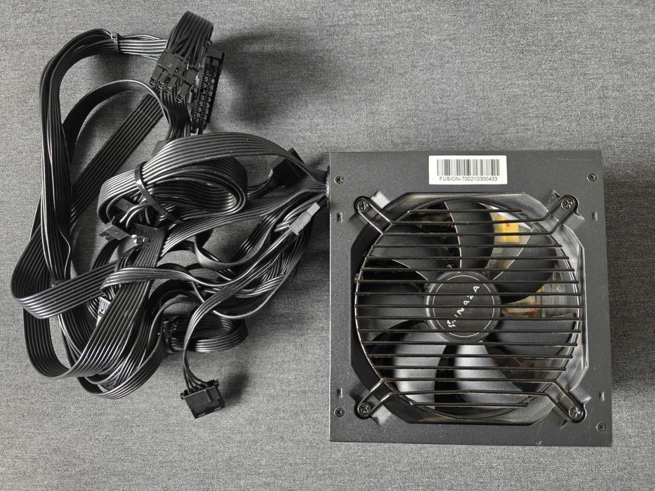 Vand Sursa Inaza Fusion 80 PLUS Gold, 700W