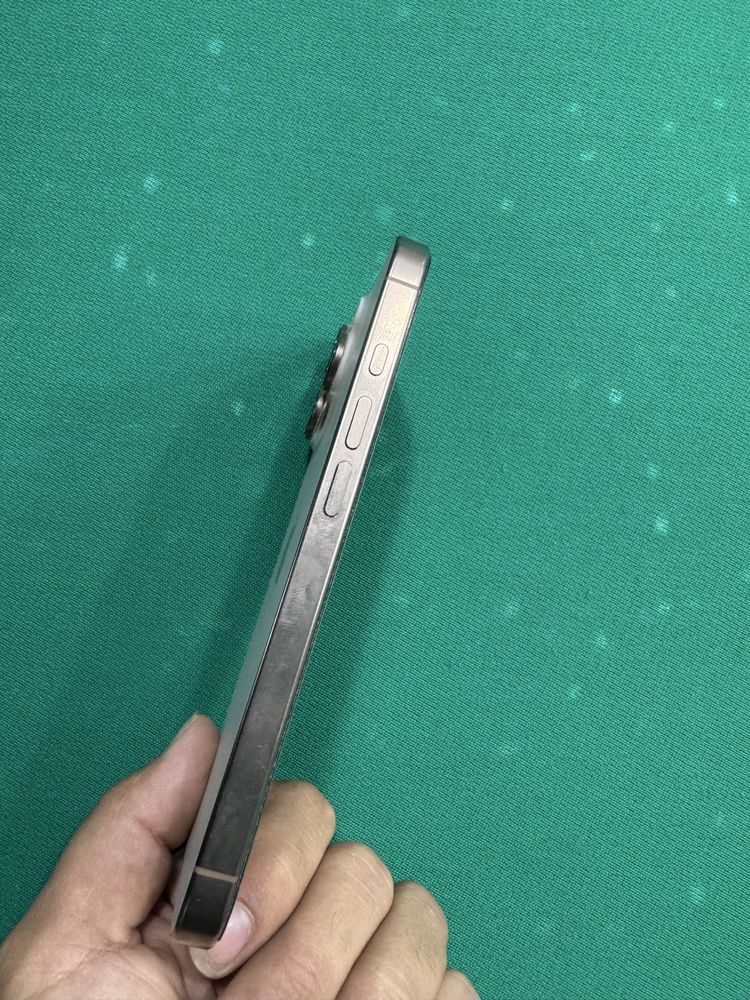 Iphone 16 pro sroshni sotiladi