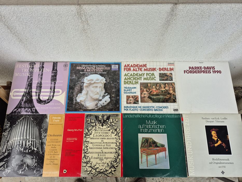 Vând 150LP Discuri Vinil colectie muzica clasica compozitori celebrii