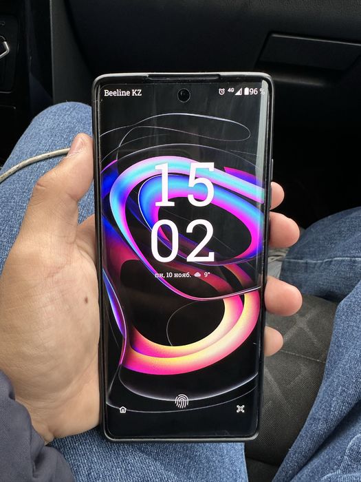 Продам motorola egde 30 ultra