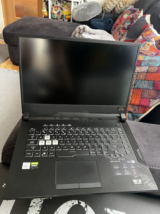 Laptop Asus Rog G512LW
