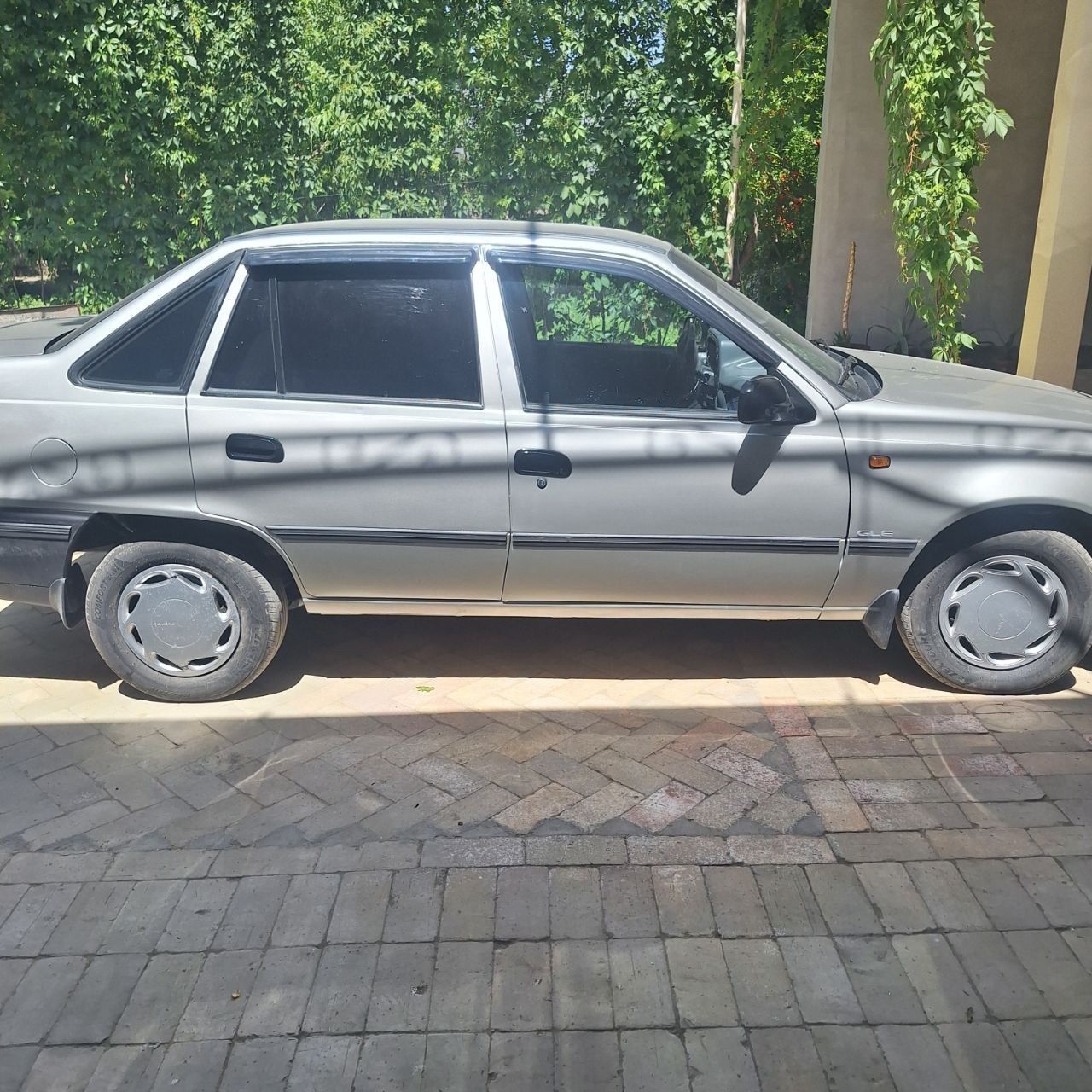 Daewoo Nexia 1. Srochni sotiladi