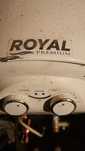Продам электрический водонагреватель Royal premium. 
Объем 30 литров