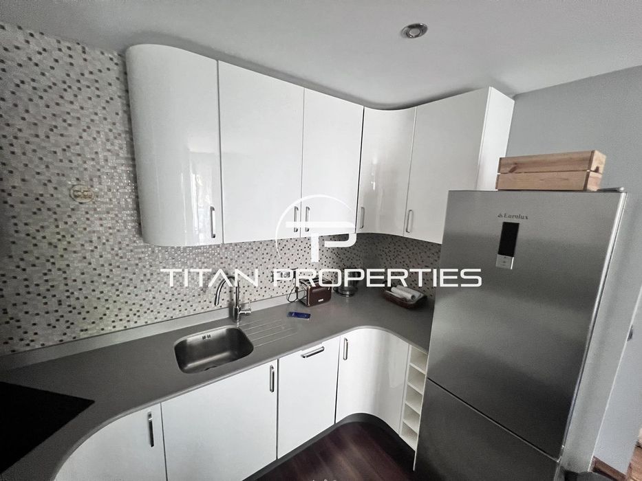 Дава се под наем Двустаен апартамент в Бургас, Братя Миладинови - 59 кв.м за 612 € - Снимка #2