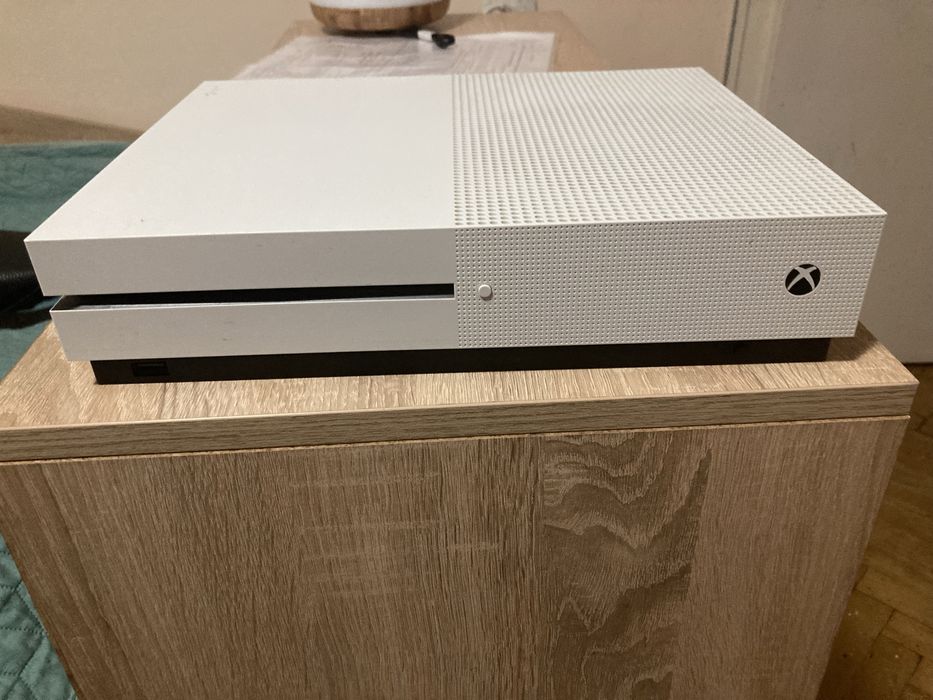Игрална Конзола Xbox one S