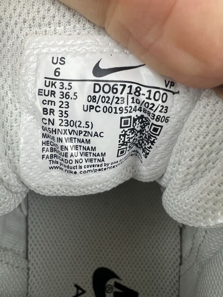 Nike Air More Uptempo размер 36,5