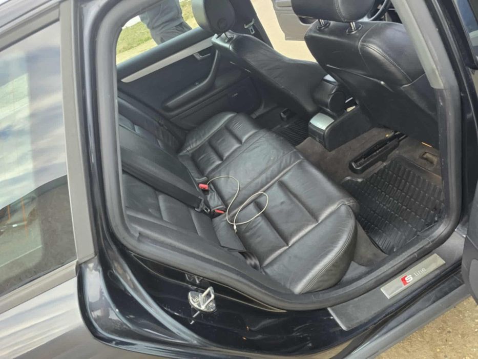 Vând Audi a4 s-line
