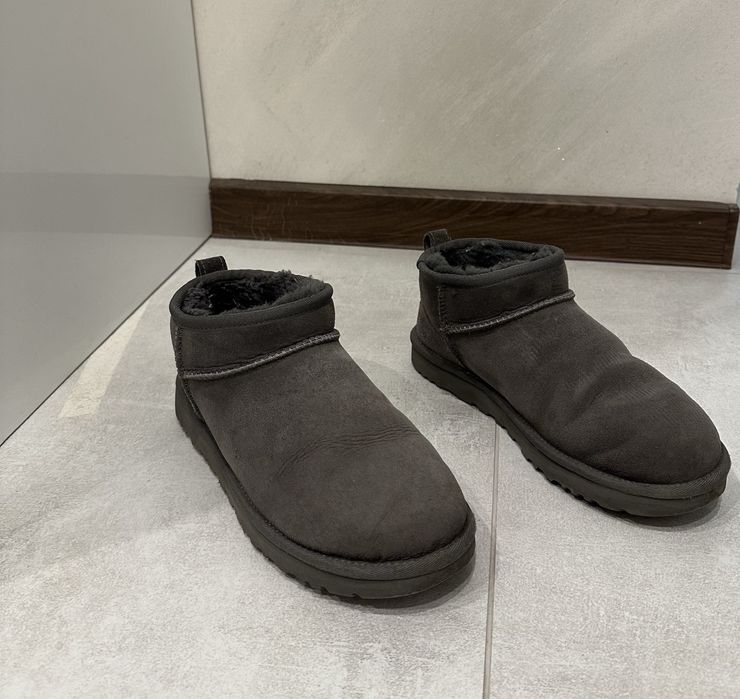 UGG Боти Classic Ultra Mini 39