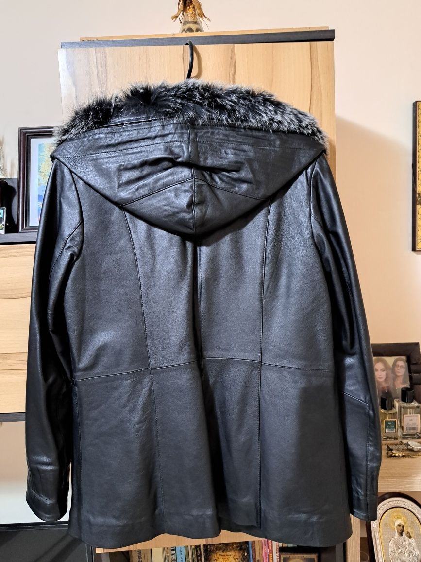 Jacheta din piele naturala ,masura XL,culoare negru