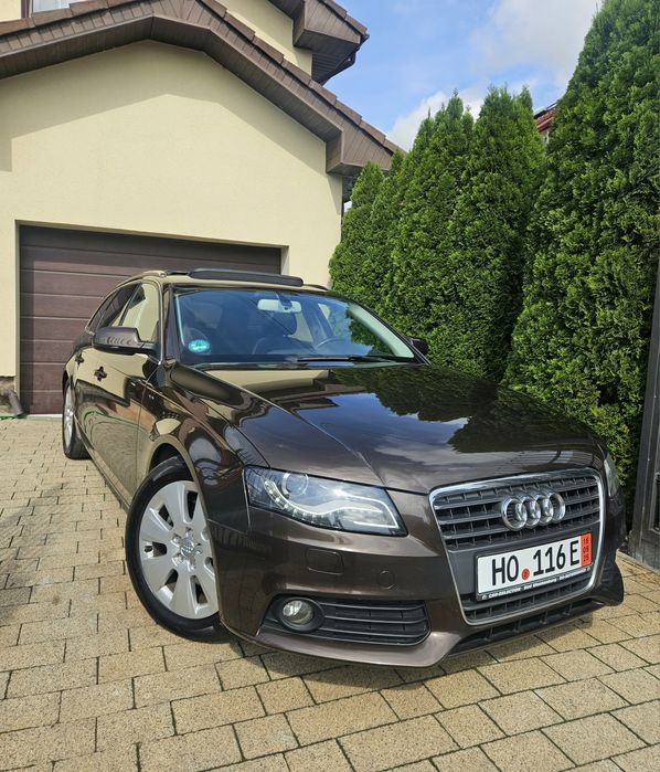 Audi A4 , 2.0Tdi, an 2012, panorama-trapa, 8 roti aliaj