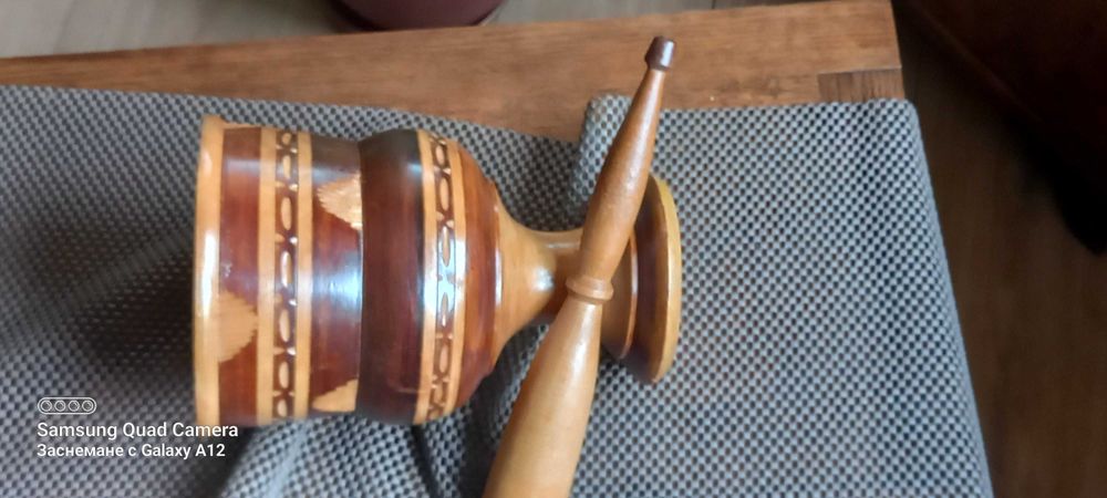 Голямо,дървено хаванче