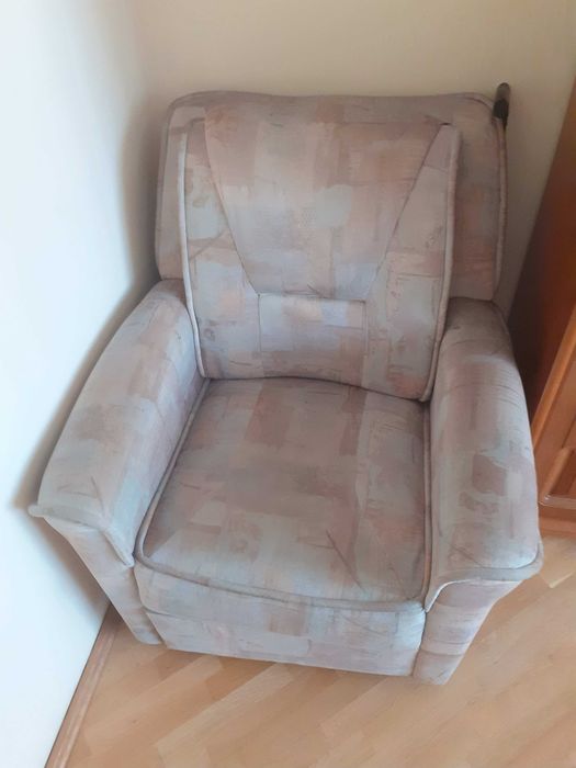 Coltar  extensibil cu lada de depozitare si 2 fotolii