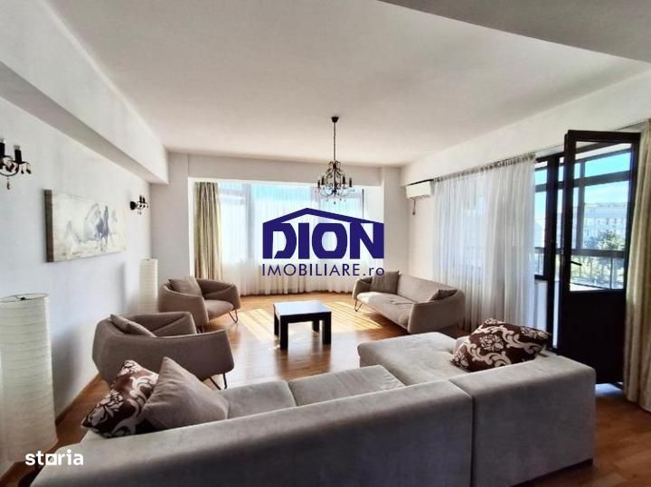 Arcul de Triunf 5 camere 200mp