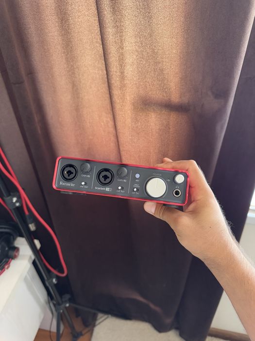 Focusrite Scarlet 2i2 complate
