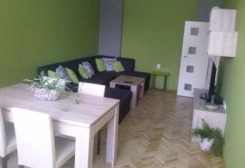 Дава се под наем Четиристаен апартамент в Пловдив, Беломорски - 120 кв.м за 382.5 € - Снимка #2