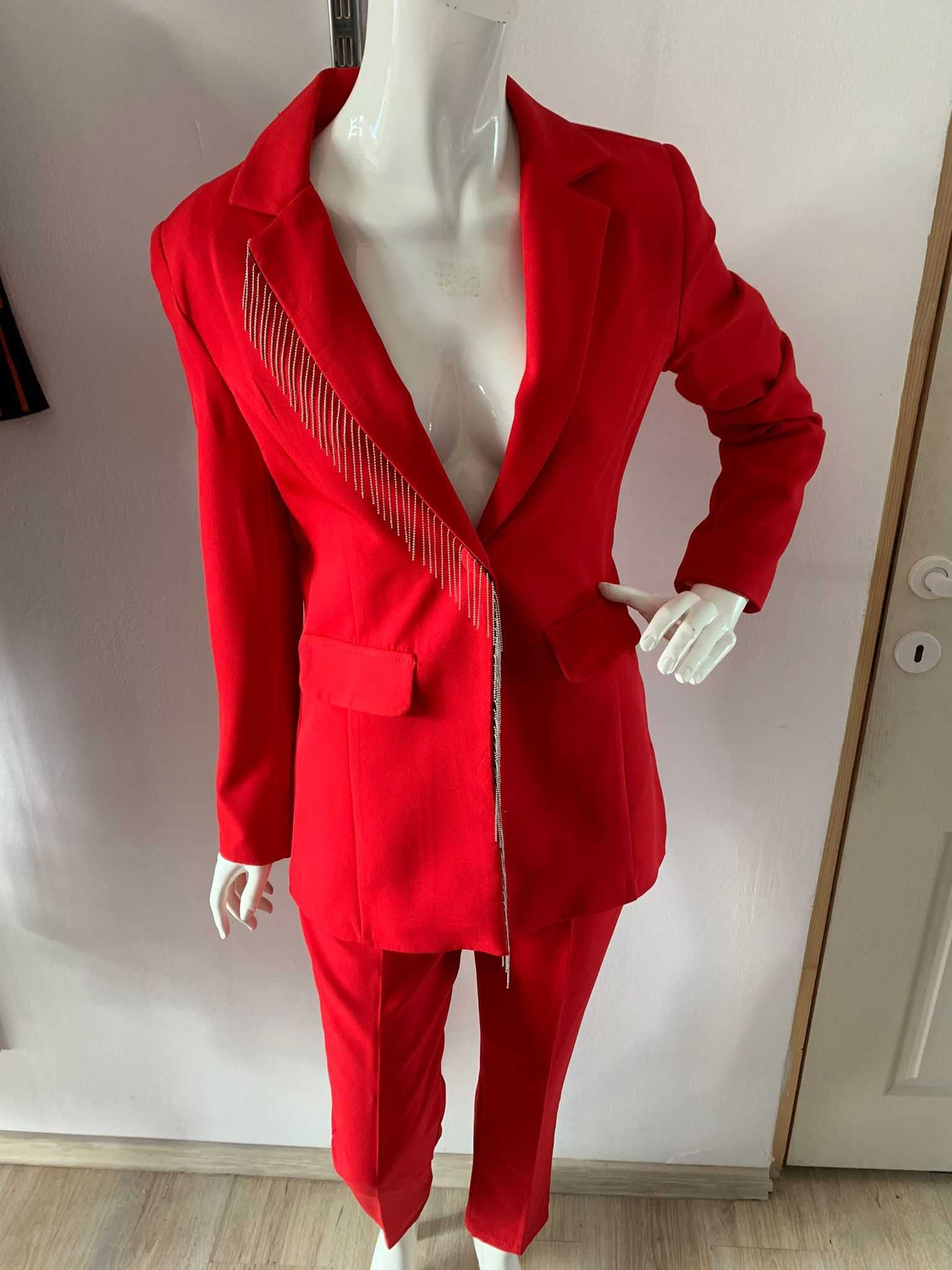 Costum damă elegant