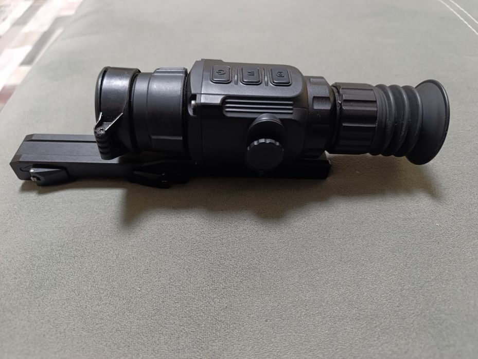 Термоприцел night pearl fox 35