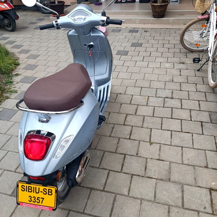 Vând Piaggio Vespa 2022,motor 49 cm