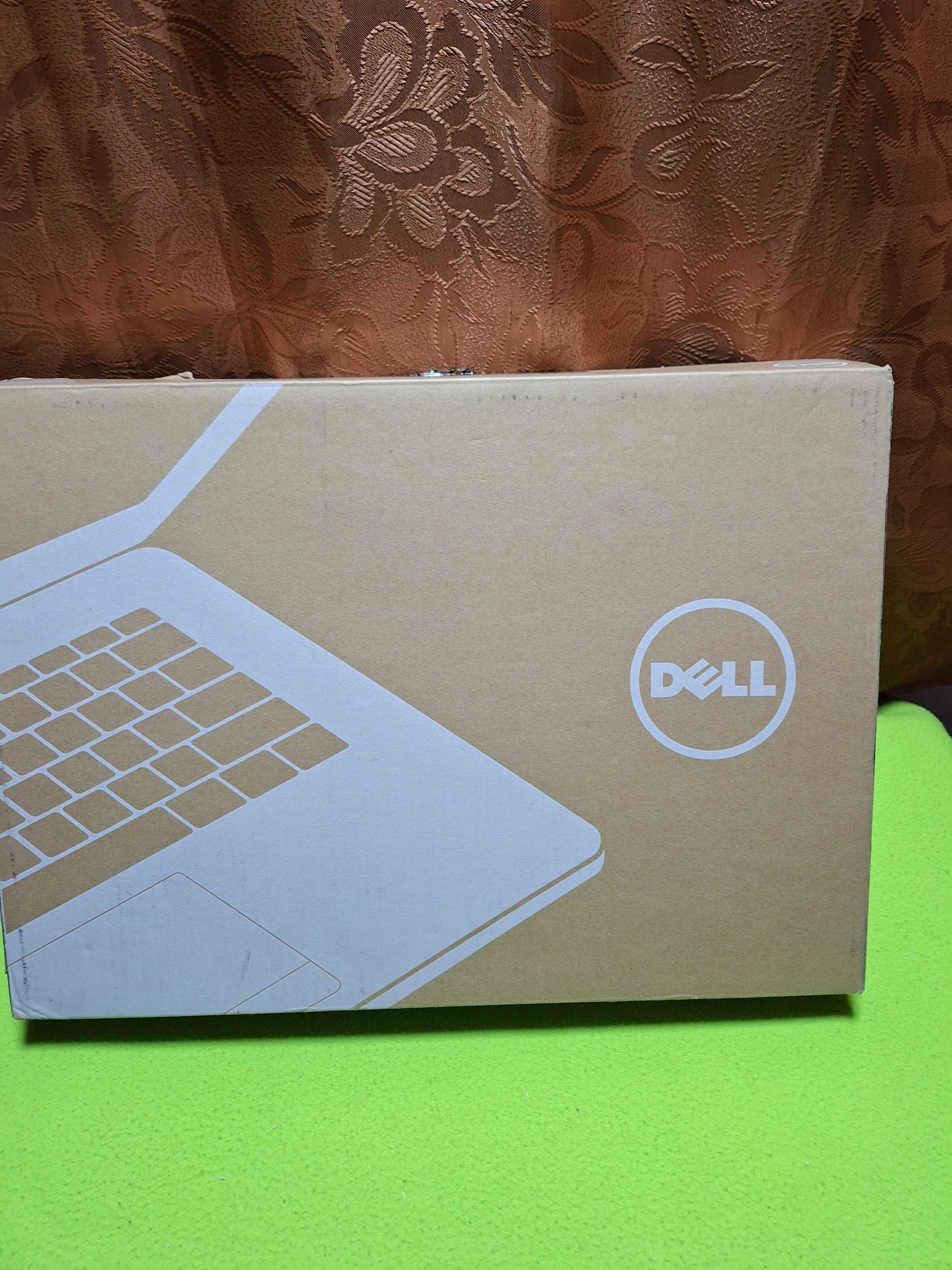 Laptop DELL, display 15.6 inch, Unitate optica DVD+/-RW Dual Layer Rec