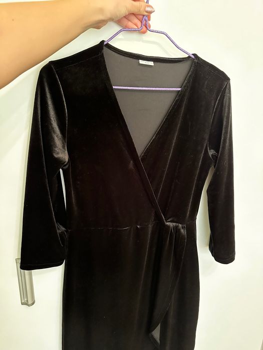 Рокля черна  Л 40