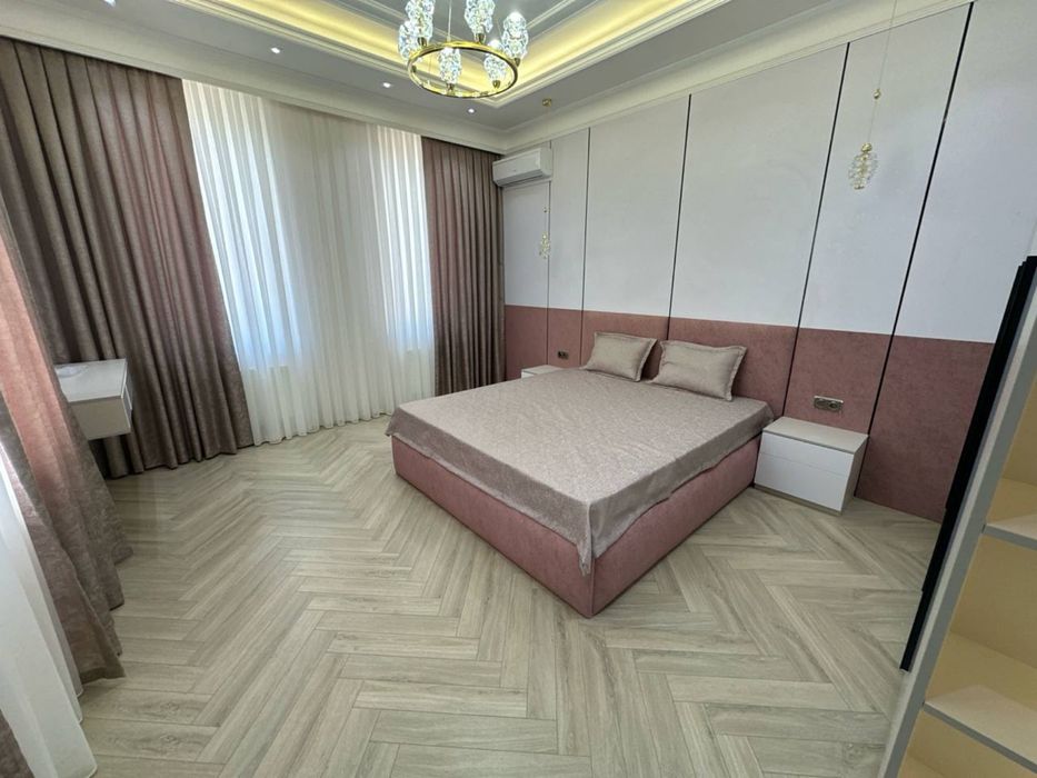 Продается Коттедж Минор метро ц-5