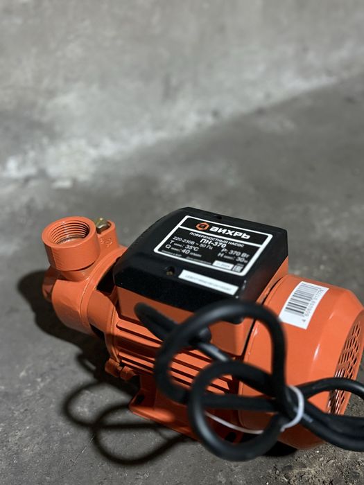 Продам Всамосасывающий Насос